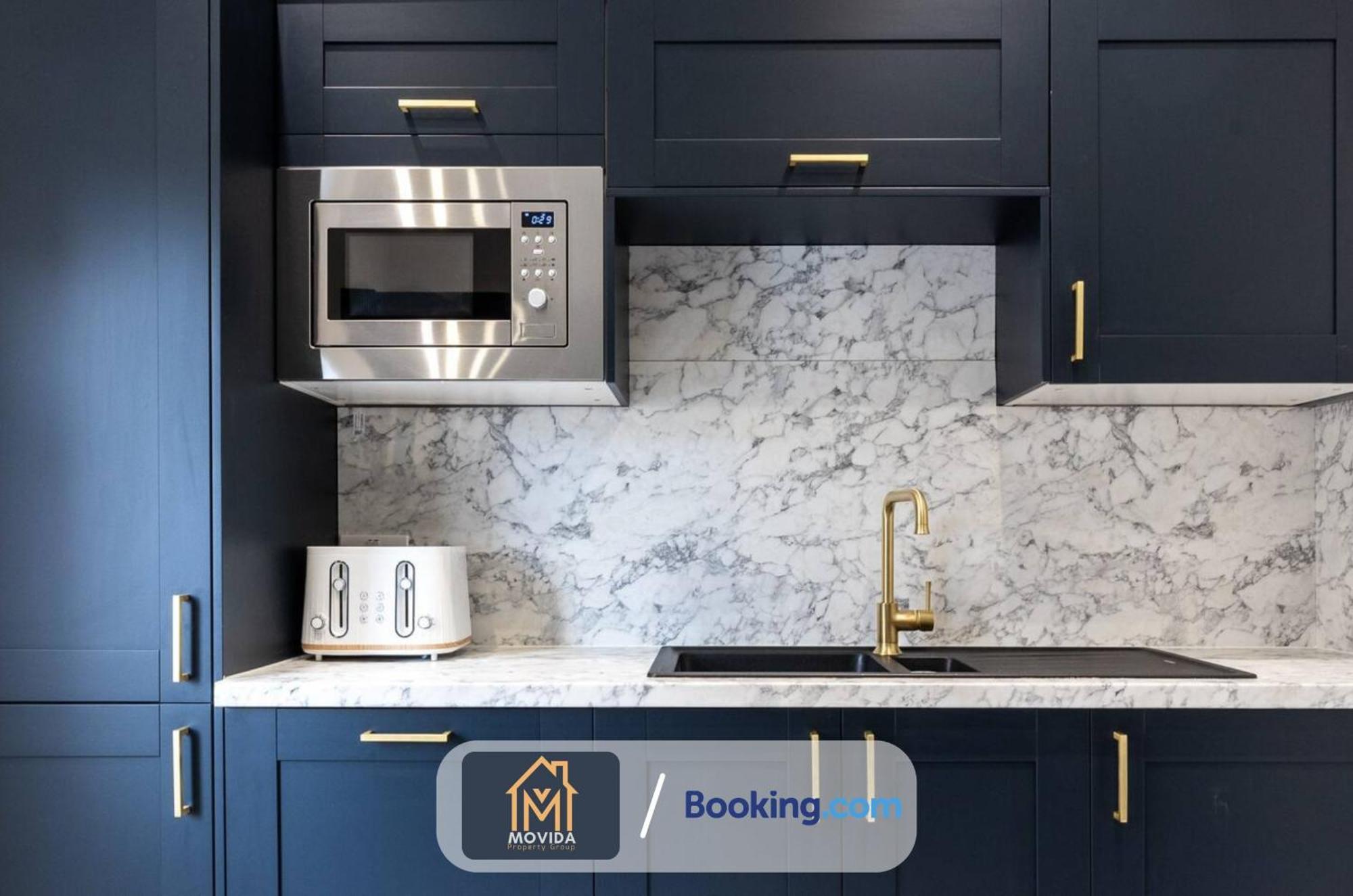 Central Elegant Three Bed Duplex By Movida Property Group Short Lets & Serviced Accommodation Харрогейт Экстерьер фото