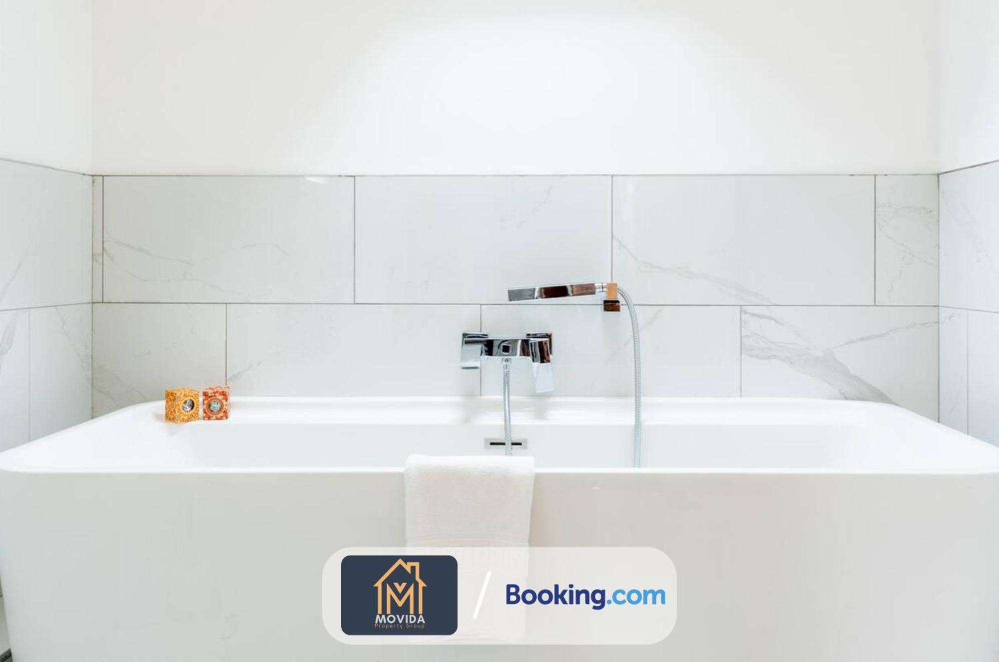 Central Elegant Three Bed Duplex By Movida Property Group Short Lets & Serviced Accommodation Харрогейт Экстерьер фото